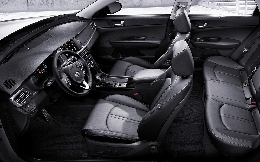 Крепкий конкурент Camry за 1,5 млн - надо брать?