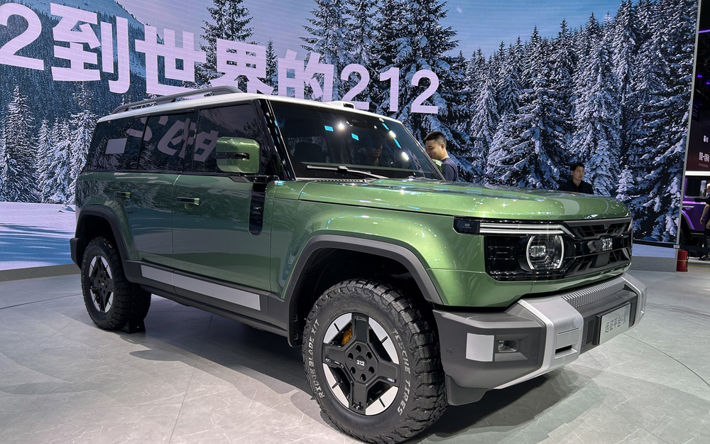 Марка 212 готовит к производству внедорожник Т02