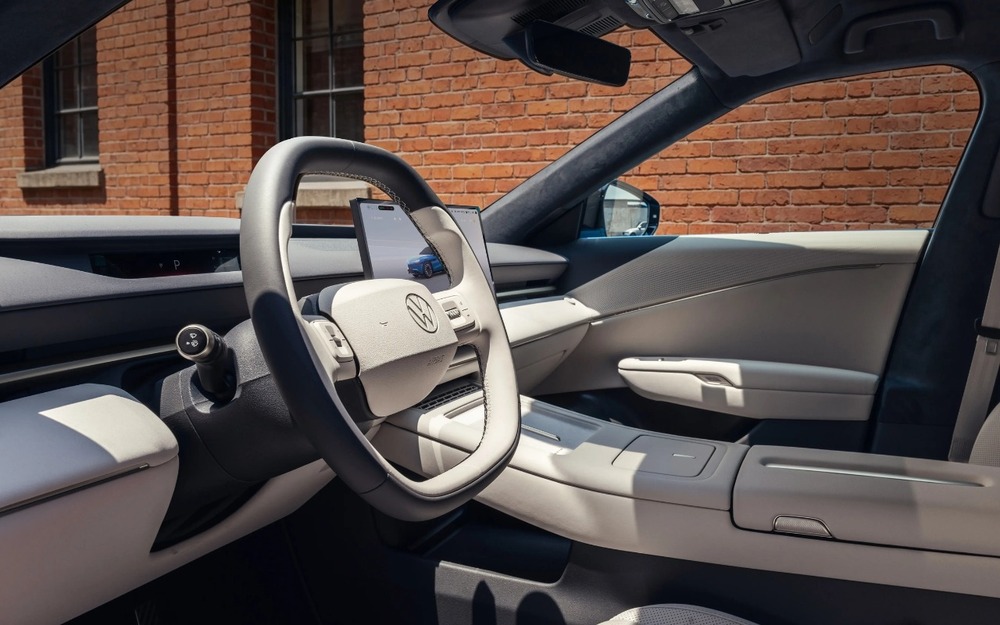 85-дюймовый проекционный дисплей, 26 датчиков: новый флагман Volkswagen