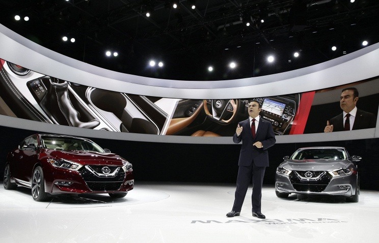 Nissan выпустит автомобиль с автономным управлением в 2016 году