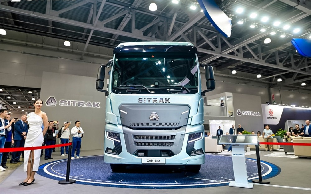 Обновленный Sitrak C9H
