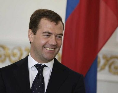 Дмитрий Медведев поблагодарил «Росгосстрах»