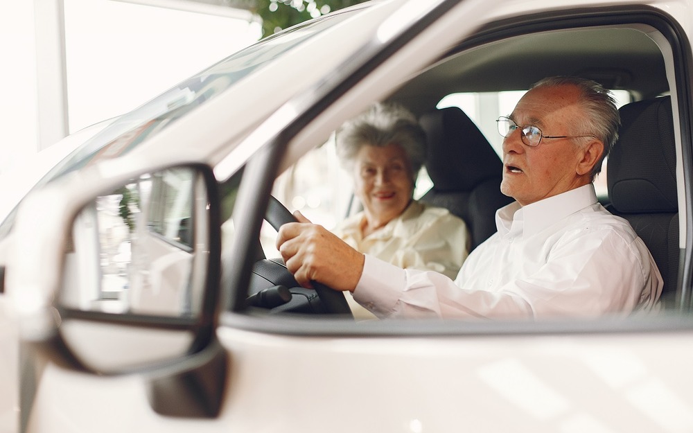 Как защититься от мошенников-пенсионеров на вторичном авторынке