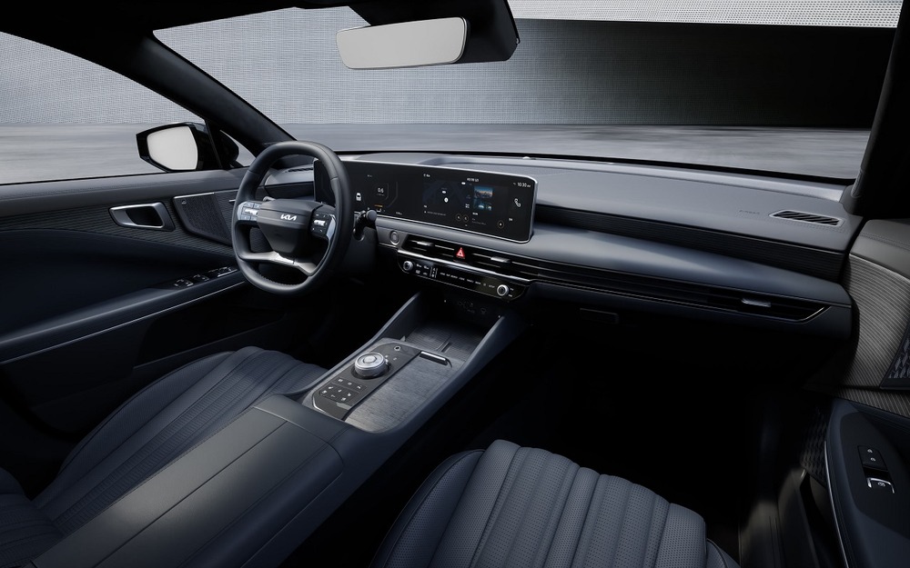 Интерьер Kia K8