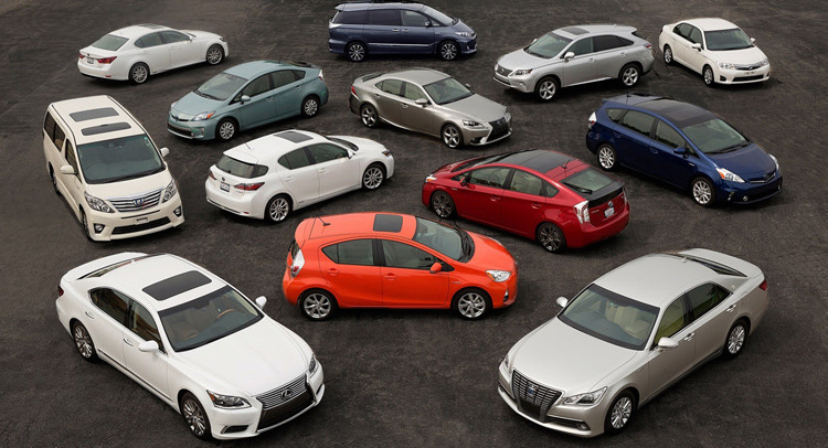 Toyota празднует продажу 8-миллионного гибрида
