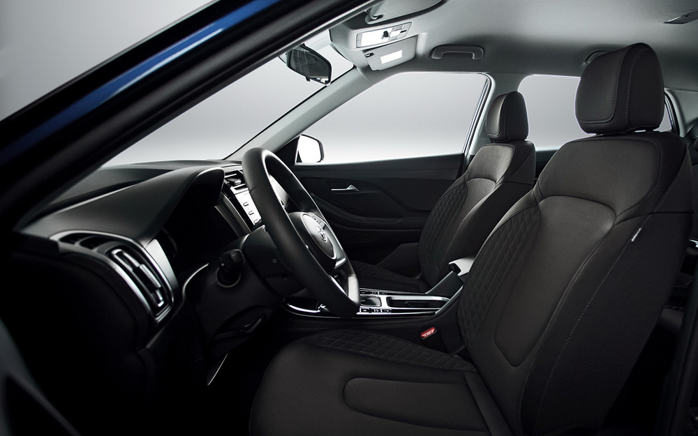 Кроссовер нового российского бренда впервые попал в пятерку лидеров рынка