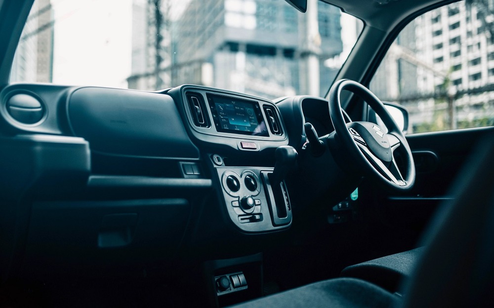 Интерьер Suzuki Alto