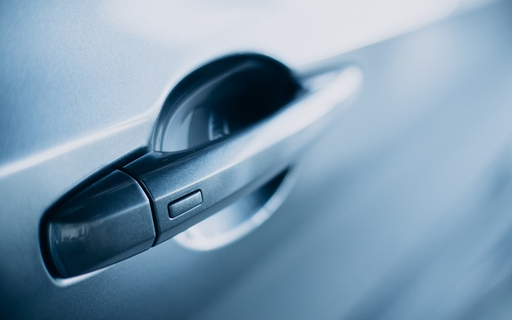 Все китайские автомобили хотят оснащать механическими дверными ручками