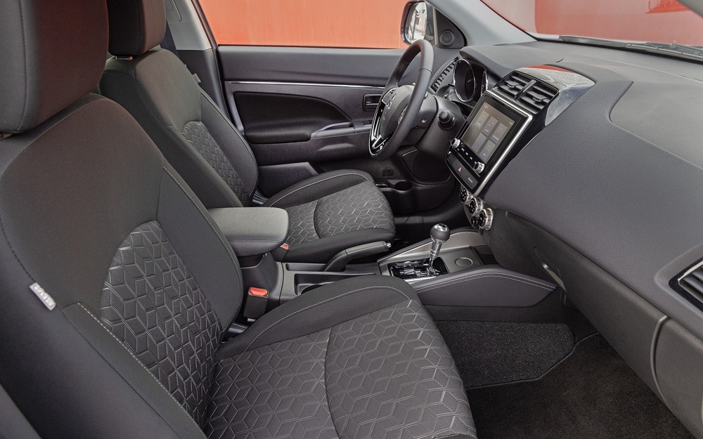 Интерьер Mitsubishi ASX