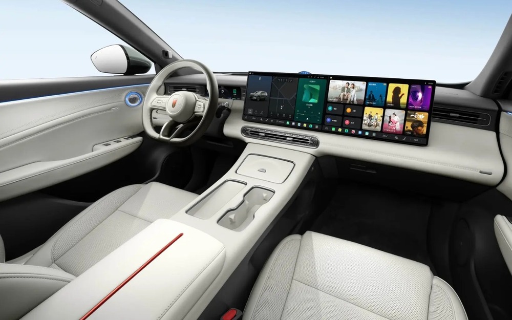 Интерьер Hongqi HS6 PHEV