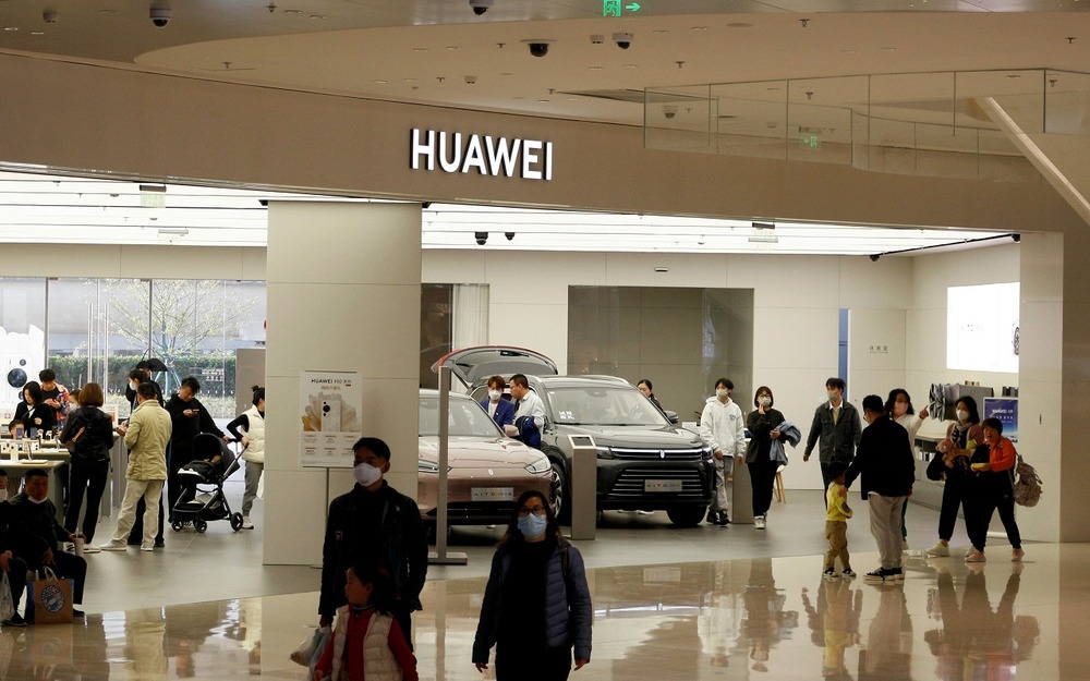 Stelato S9 станет первым универсалом компании Huawei