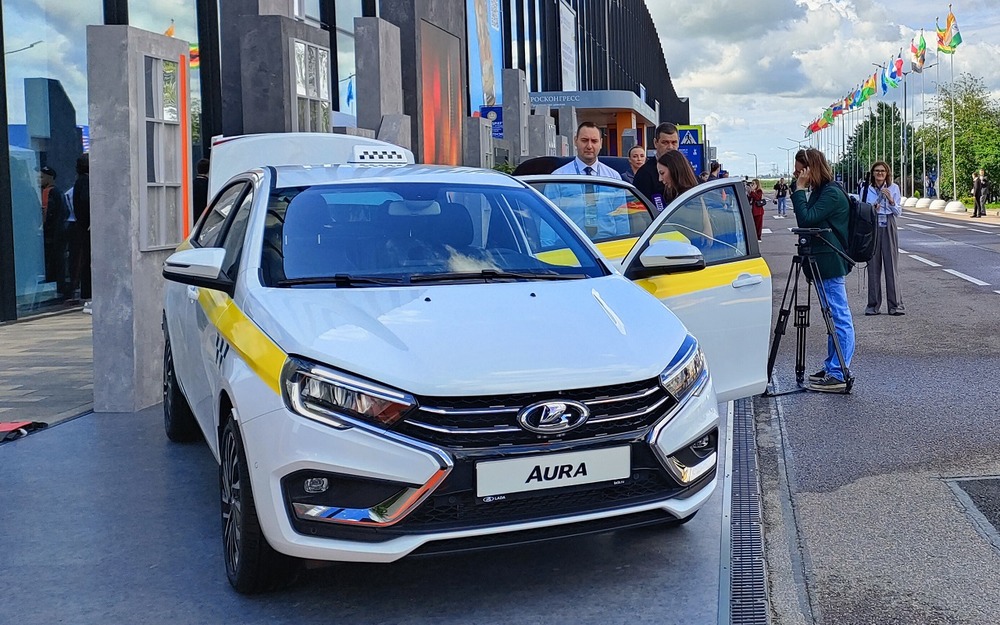 Такси-версия Lada Aura