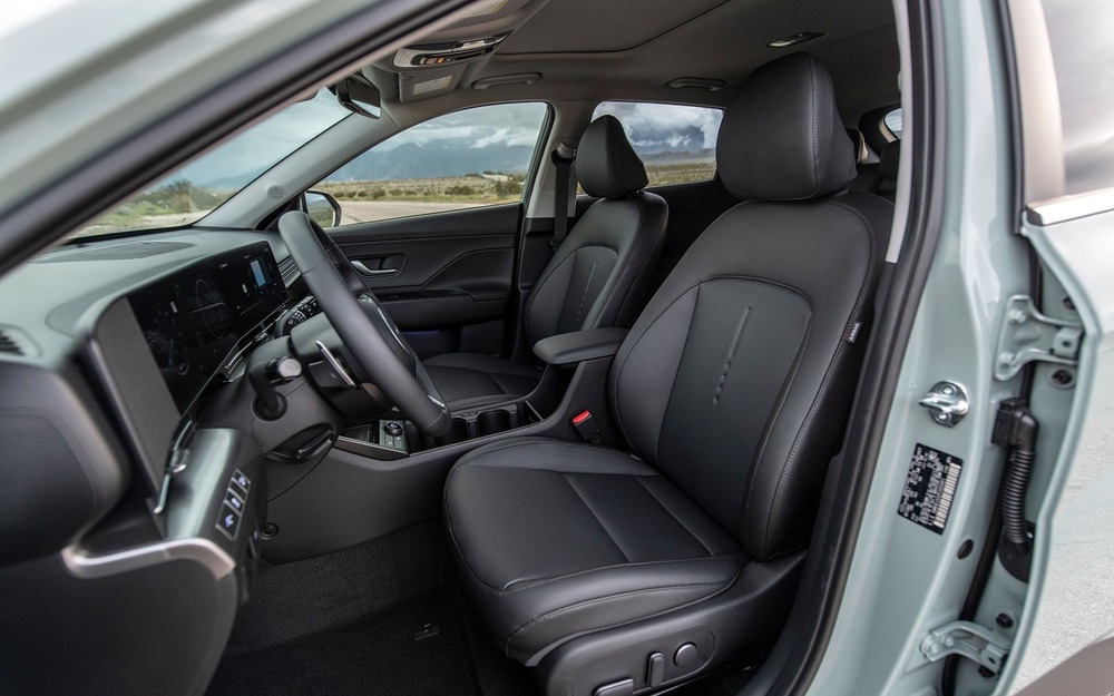 Интерьер Hyundai Kona 2025