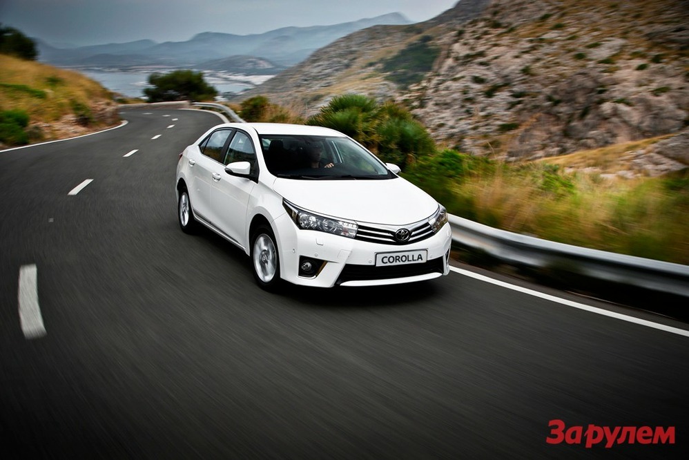 Новая Toyota Corolla уже в салонах 