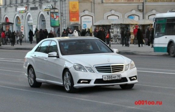 Глава «ВКонтакте» наехал на гаишника, но ответит лишь за неповиновение