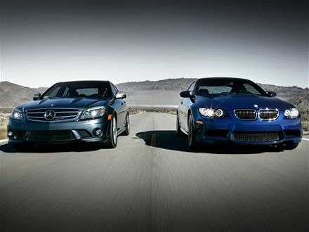 Mercedes и BMW спорят, у кого больше продажи в США