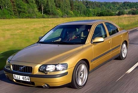 Volvo отзывает 460 тысяч автомобилей