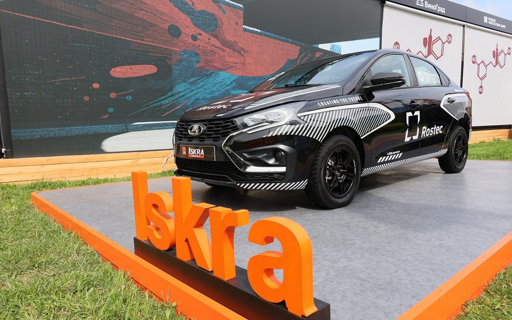 Искра с мощным мотором - вот что о ней известно!