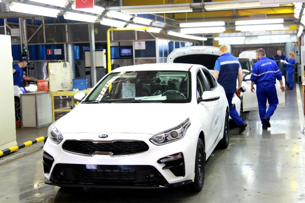 Новый Kia Cerato уже производят на «Автоторе»