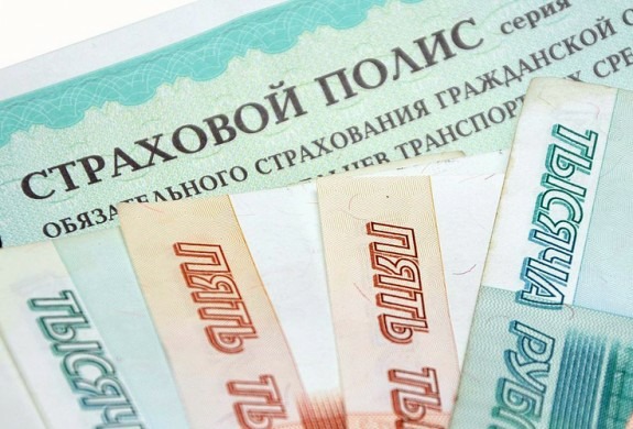 Правительство обвиняет страховщиков ОСАГО в попытке неумелого шантажа