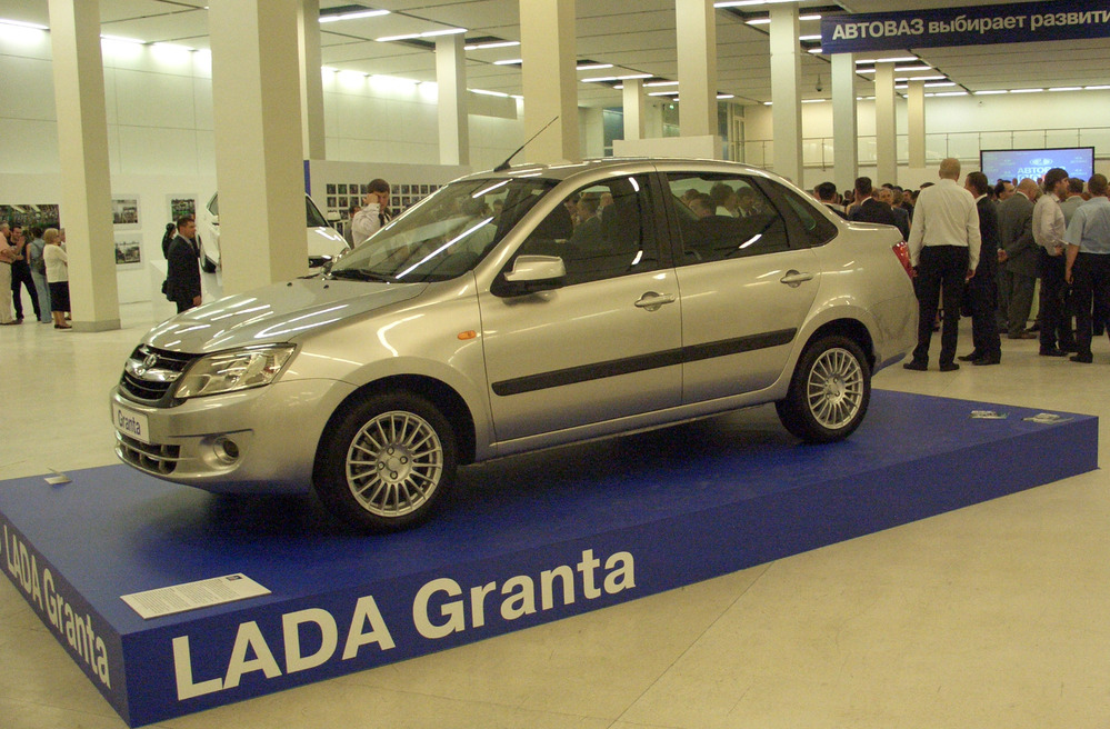   Lada Granta с «автоматом» покажут на «Интеравто-2011» 