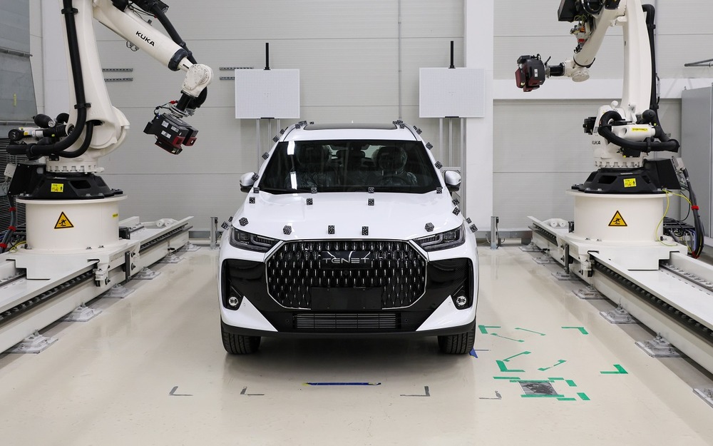 Стоимость двух кроссоверов Tenet изменилась: называем цены