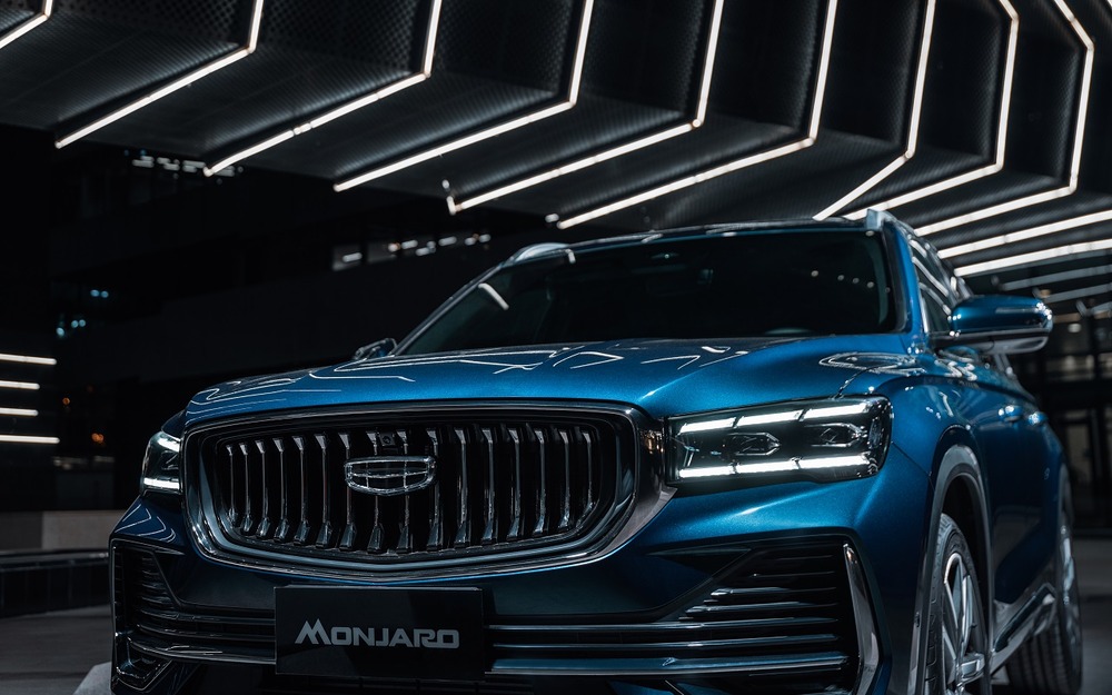 Geely прекратила поставки в Россию трех своих моделей