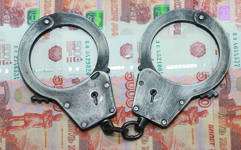 Задержана ОПГ из 26 сотрудников ДПС и гражданских лиц. Их обвиняют в подлоге и взятках