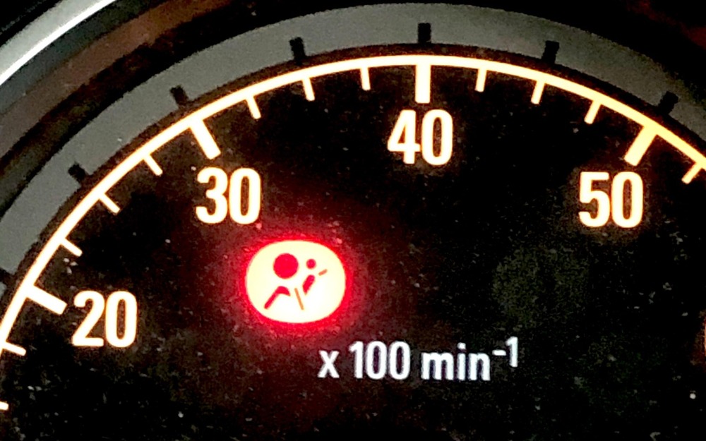 Индикатор ошибки Airbag