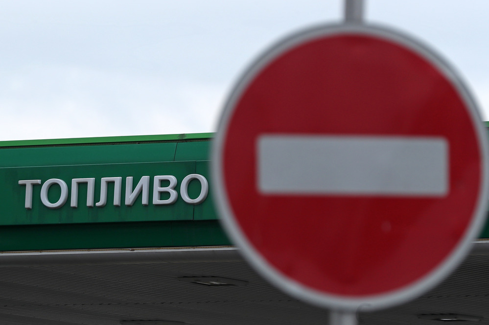 Заехал под «кирпич» - инспектор грозит лишением. Вот что нужно ответить