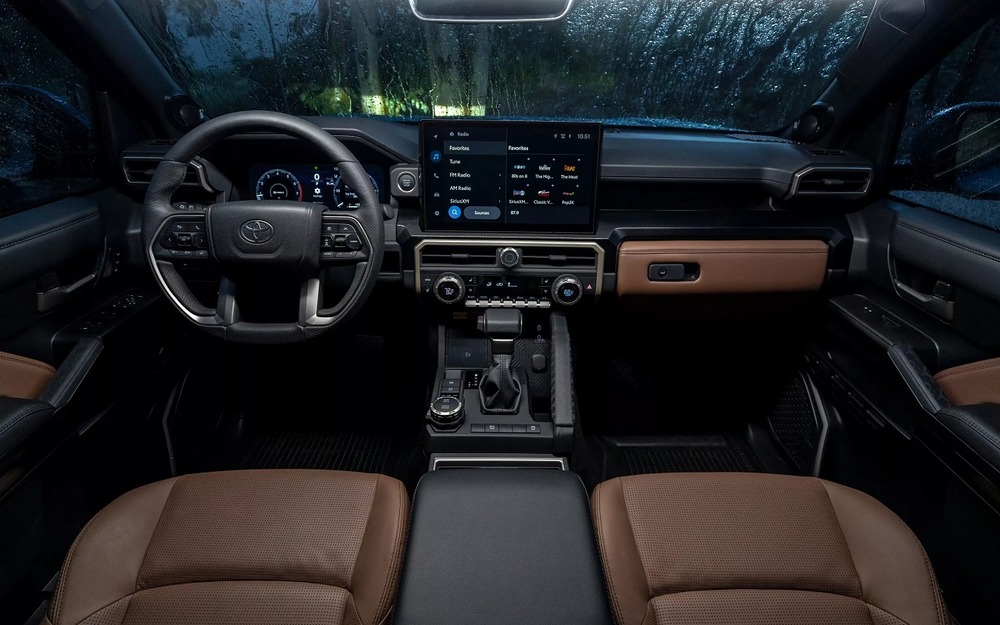 Интерьер Toyota 4Runner 2026