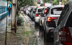 В России предложили возмещать ущерб за затопленные ливнем машины
