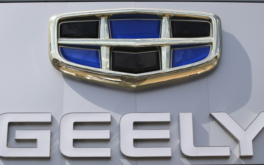 В Россию перестали поставлять три самых популярных модели Geely: подробности