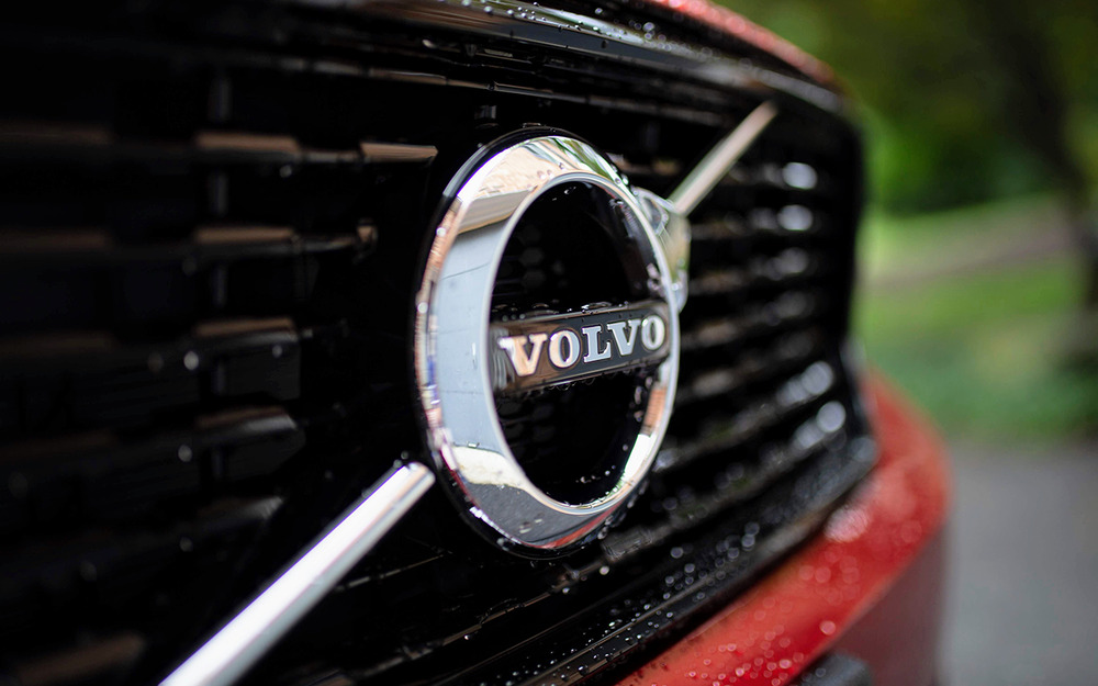 Отзывают 1,6 тыс. Volvo: ремни не в порядке