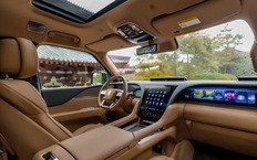 Интерьер BYD Yangwang U8L