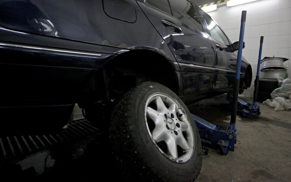 Эффективна ли дошиповка зимних шин?