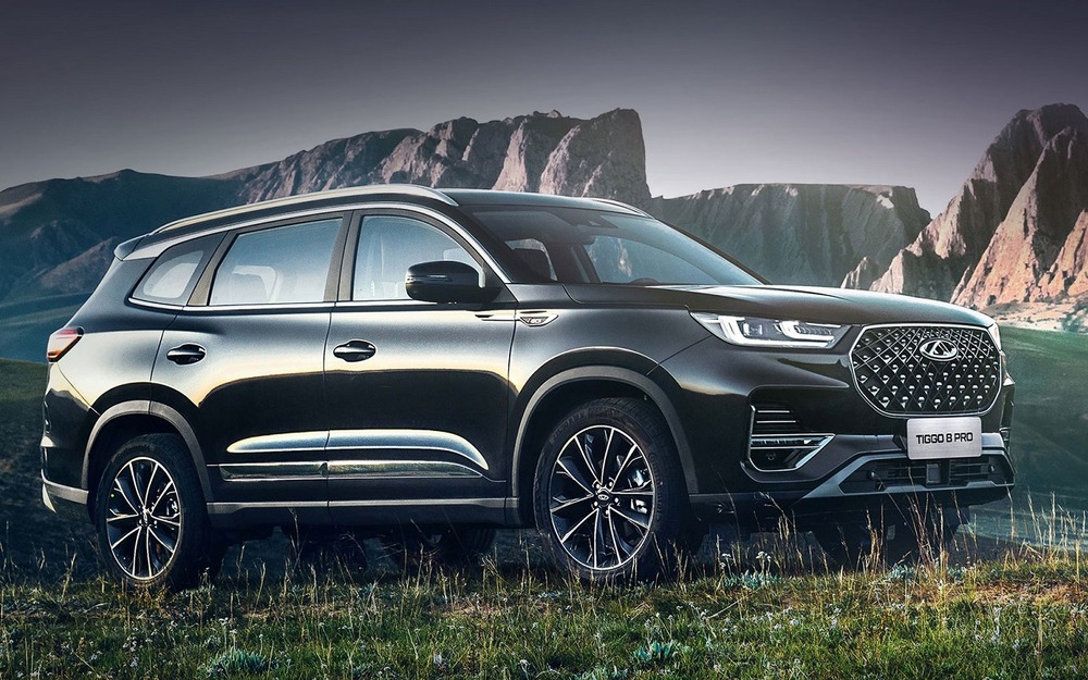 Chery Tiggo 8 Pro появился в России в марте 2021 года, и тогда базовая версия оценивалась в 2 млн. рублей