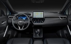 Интерьер Toyota Corolla Cross 2026
