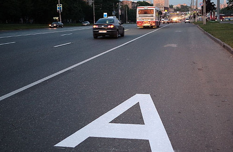 Выделенки в Москве пока только увеличивают пробки