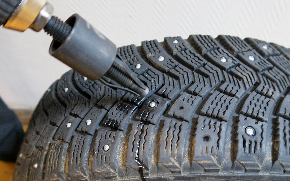 Дошиповка шин: можно ли сделать ее своими руками?