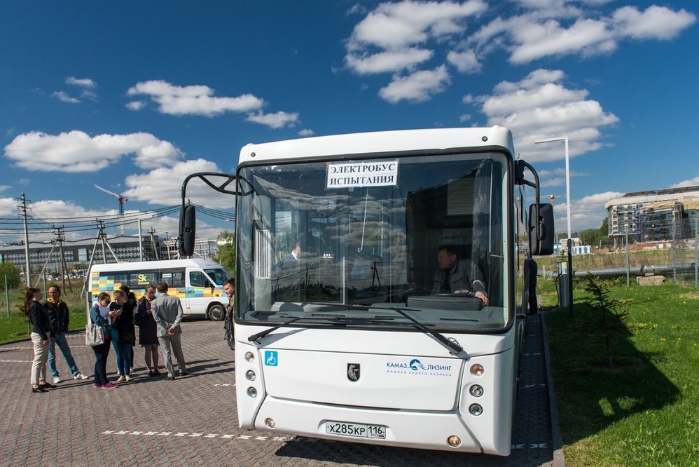 Электробус КАМАЗ испытали в Сколково