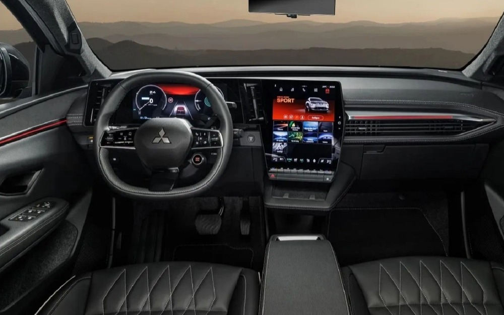 Интерьер Mitsubishi Eclipse