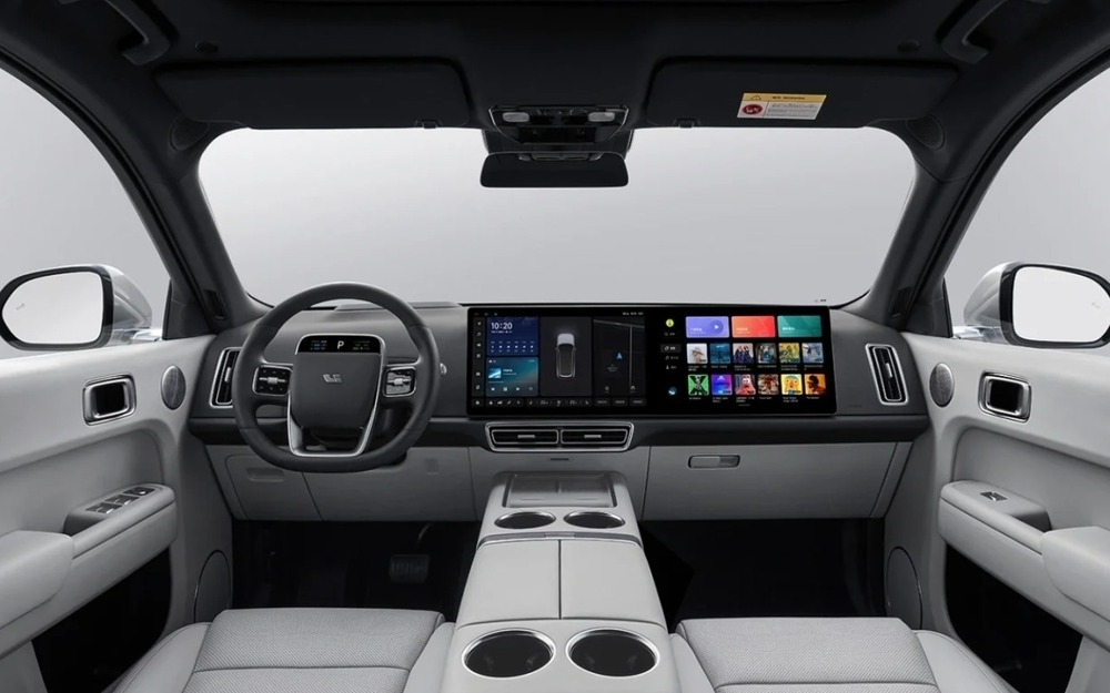 Интерьер Li Auto L8