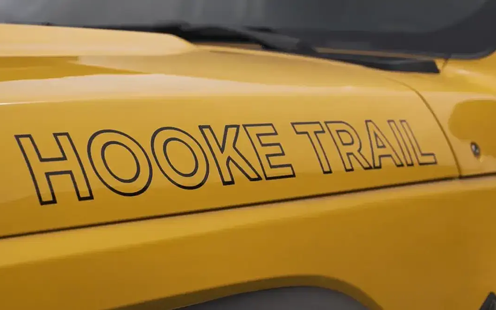 Tank 300 Hooke Trail