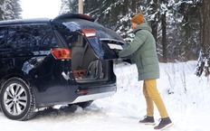 Спасет здоровье, нервы и даже жизнь: что необходимо иметь в багажнике в морозы