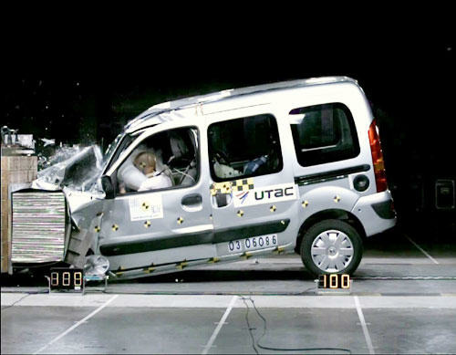Renault Kangoo получил &quot;четверку&quot; за безопасность
