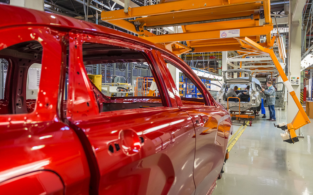 Курсом на Восток: найден эффективный способ для резкого рывка автопрома РФ