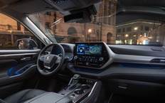 Интерьер Toyota Highlander