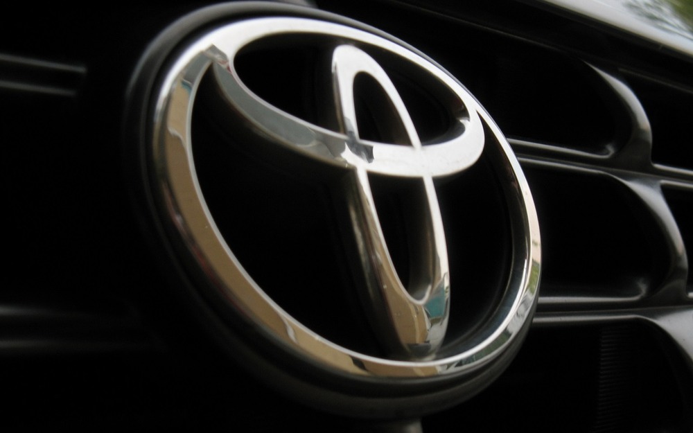 Мировые продажи Toyota обвалились - что пошло не так
