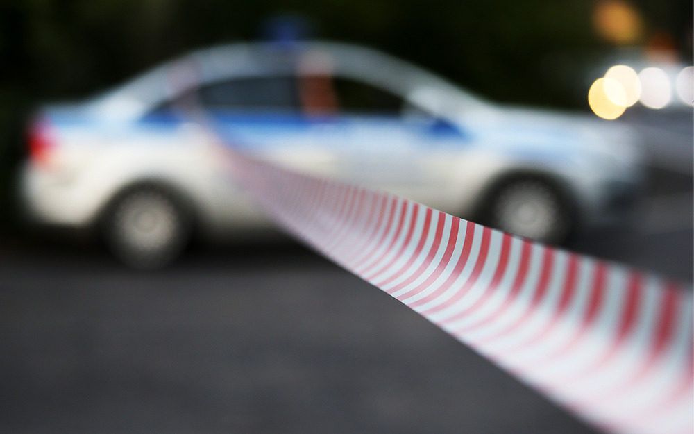 Мерседес въехал в храм: за рулем был полицейский